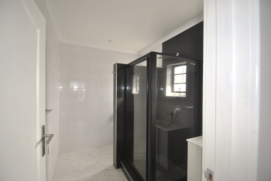 To Let 3 Bedroom Property for Rent in Berea Eastern Cape